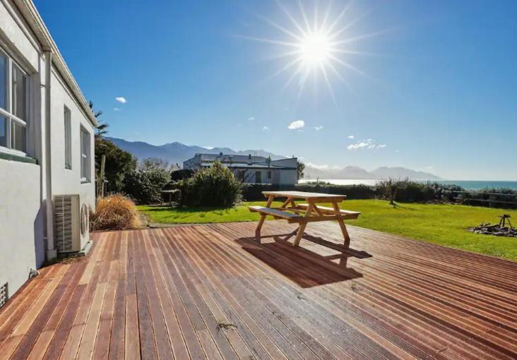 Adelphi Villa Kaikoura Esterno foto